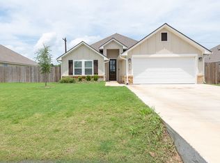 473 Brazos Bnd, Snook, TX 77878