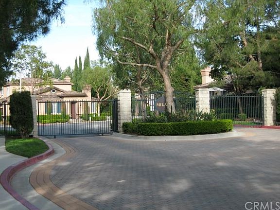 2nd image of 35 Trofello Ln