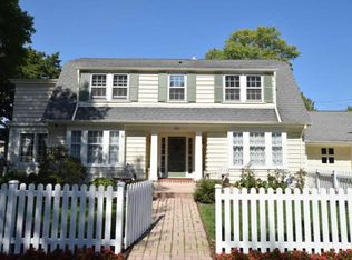 2400 E Olive St, Shorewood, WI 53211