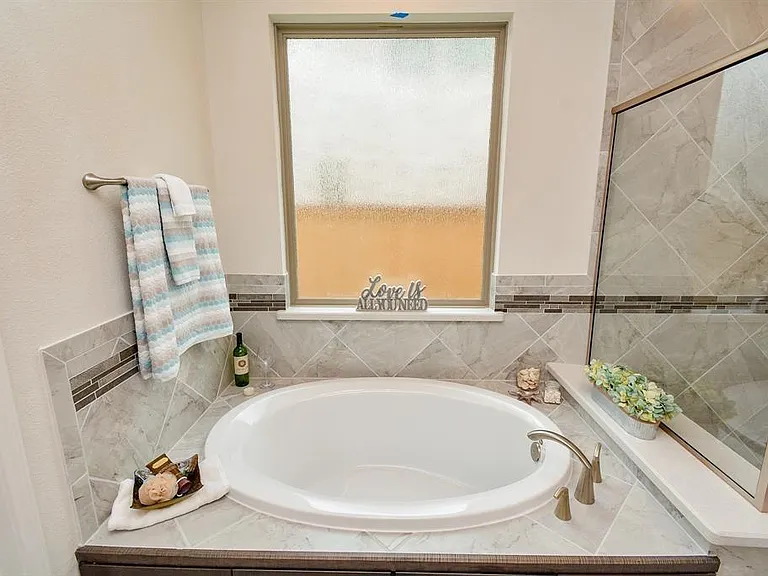 923 Orange Zest Ln — Photo 40