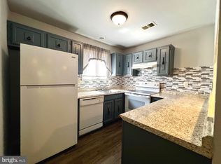 22024 Gloucester Ct #B5, Lexington Park, MD 20653