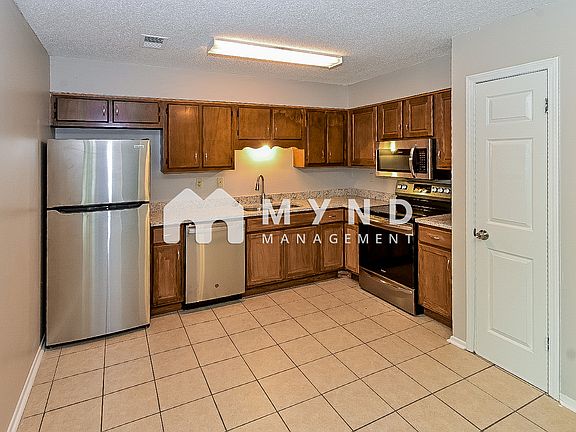 5th image of 4581 La Paloma Ln
