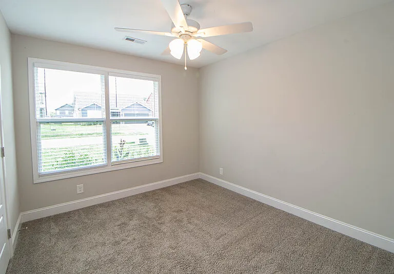 220 King Rd — Photo 14