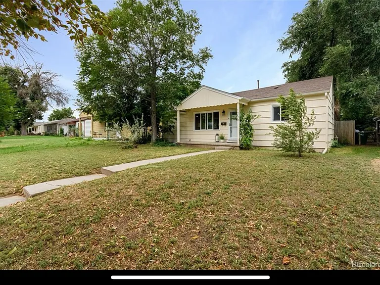 1255 Emporia St — Photo 2
