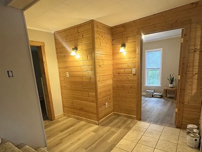 309 Marston Ct — Photo 2