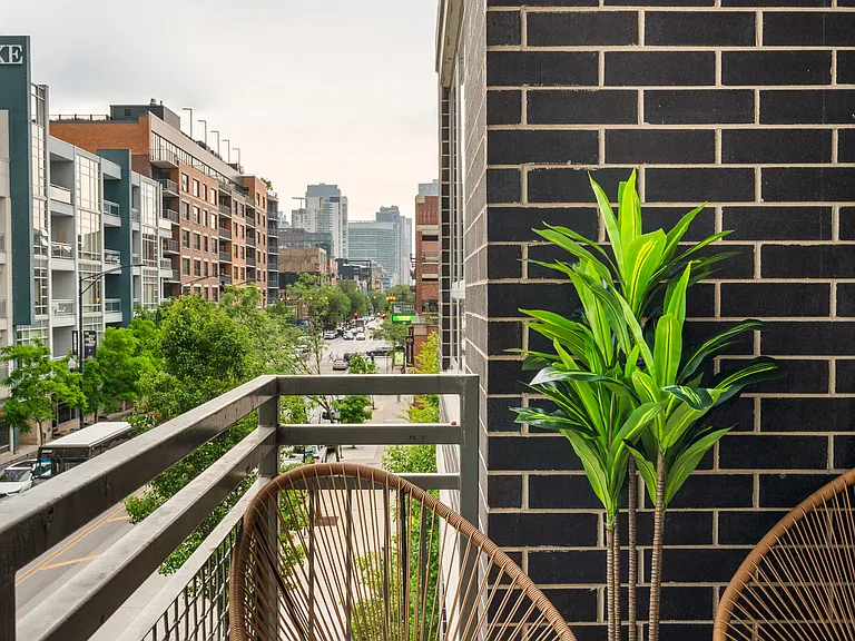 Madison & Throop — Photo 10