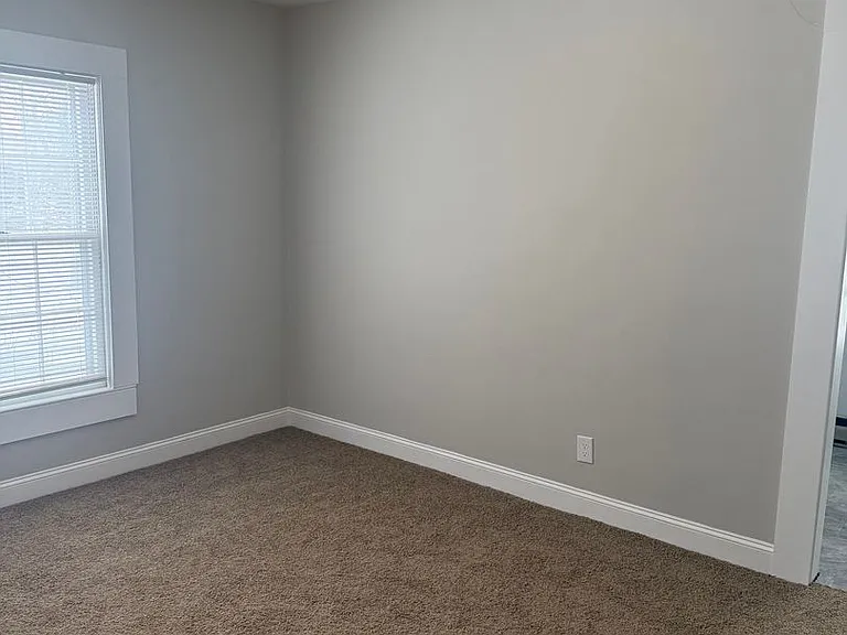 667 Chestnut St #3 — Photo 10