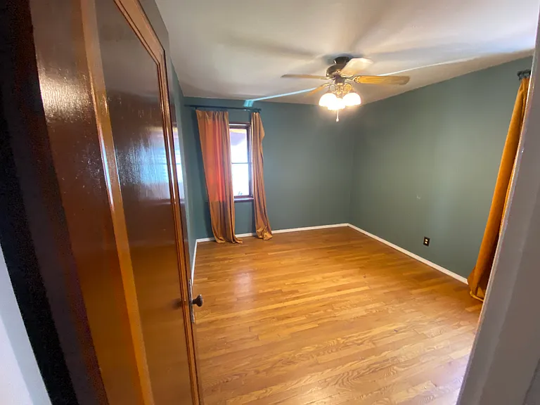 9306 Mackenzie Rd — Photo 10