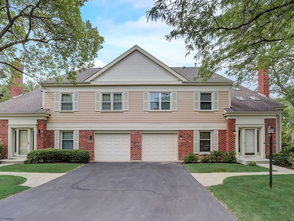 1st image of 2450 Hunter Dr