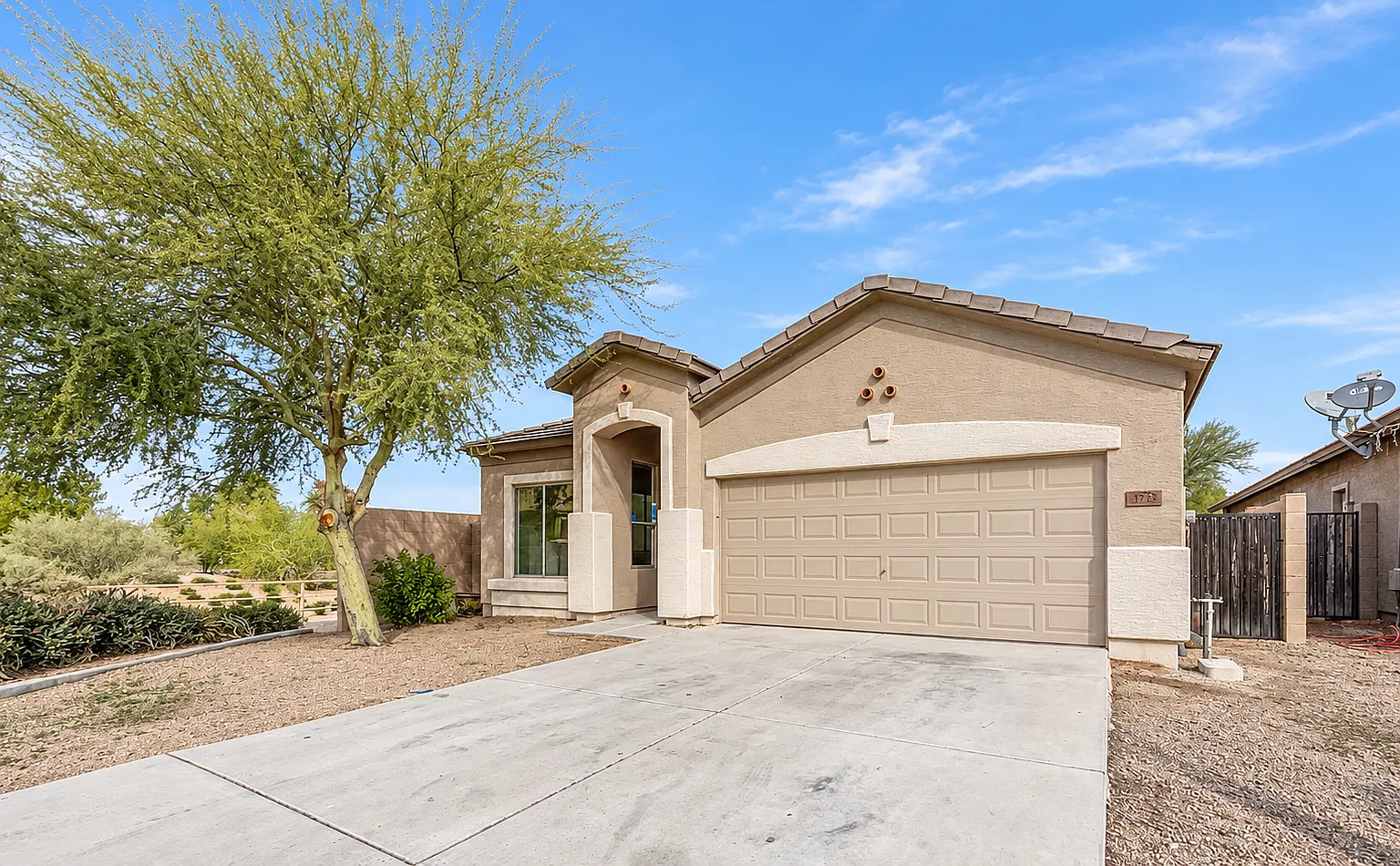 4 bed, 1877 sqft, $2,200 — Photo 1