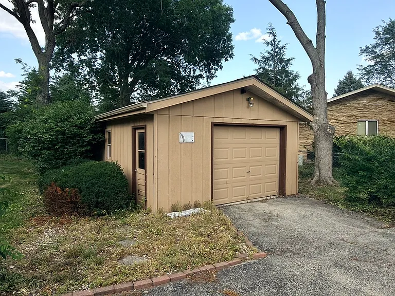 7826 Dunham Rd — Photo 26