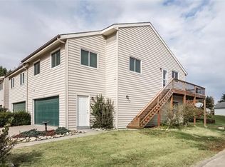 33 Monterey Cypress Dr, Lake Saint Louis, MO