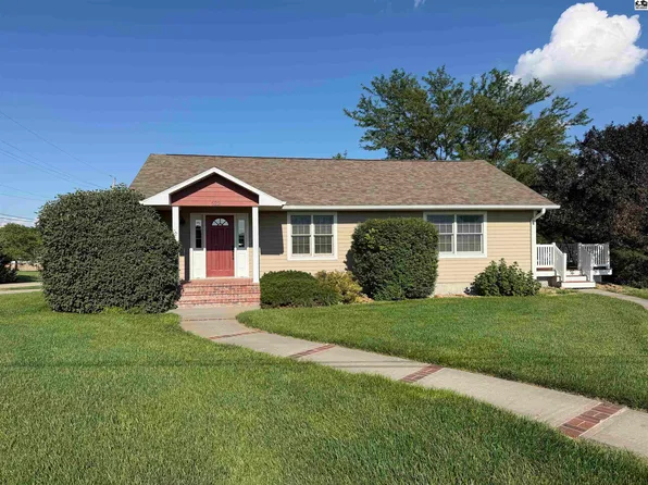 622 N Locust St, Mankato, KS 66956
