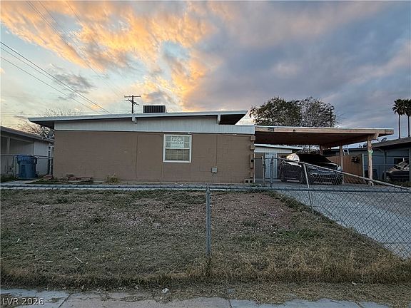 3rd image of 2204 S 15th St