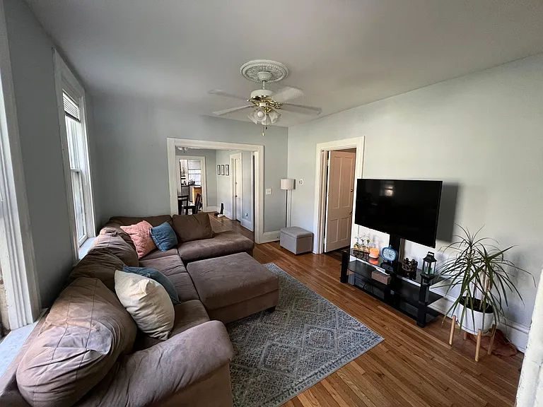 3909 Bridge Ave — Photo 4