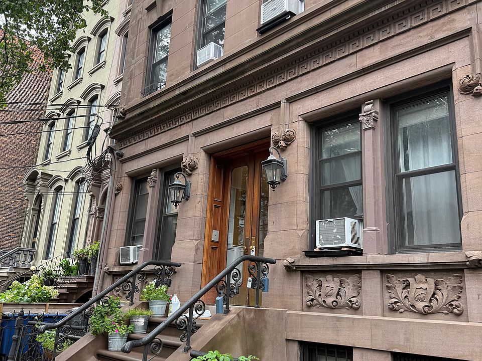 1st image of 253 8th St APT 8