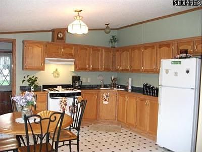 3rd image of 7278 Bennington Pike