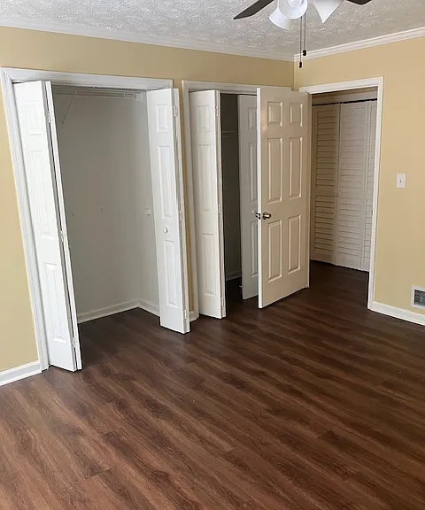 7157 Williamsburg Dr — Photo 10
