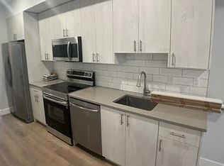 3215 N 13 St, Philadelphia, PA 19140