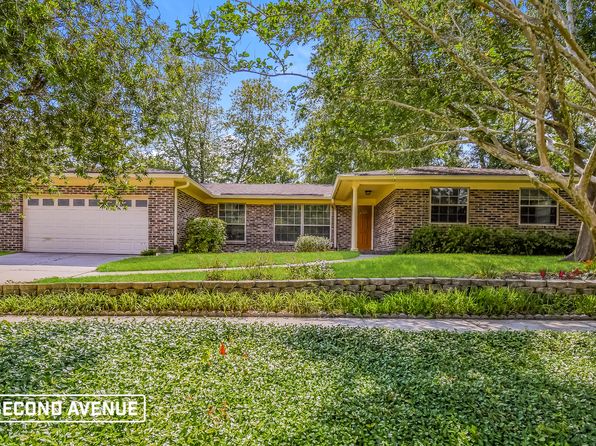 1512 Rebecca Dr
