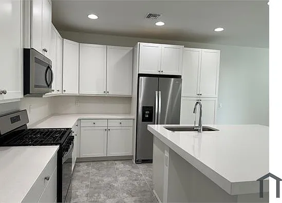 16475 Capilano Ct — Photo 14