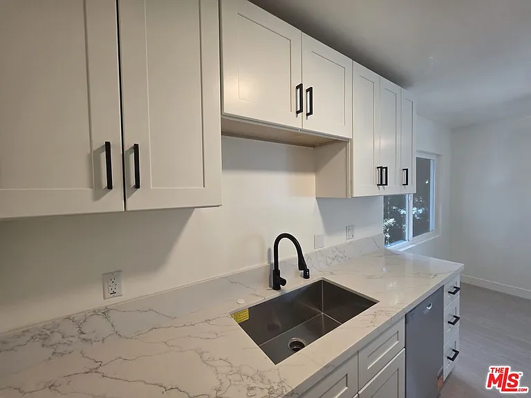 1411 Innes Pl #3 — Photo 25