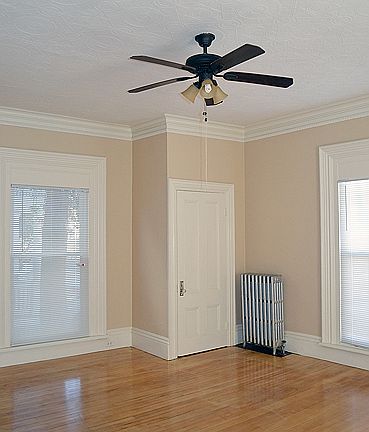 5th image of 144 Essex St APT 1