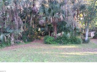 3843 Huntley St, Fort Myers, FL 33905