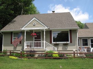 1550 Vermont Rd, Woodstock, IL 60098