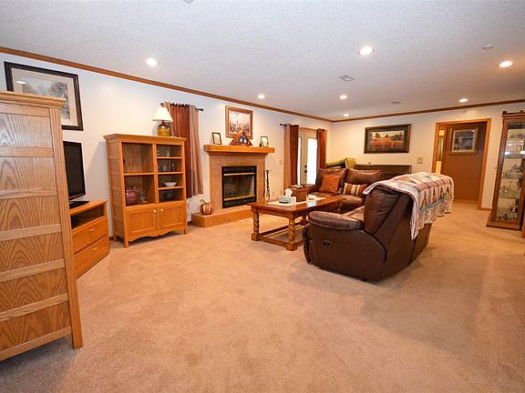 5th image of 2108 Sunflower Ct