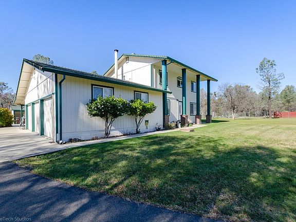 11846 Comstock Ln-10