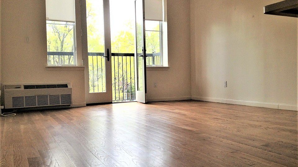 1st image of 808 Myrtle Ave APT 2A