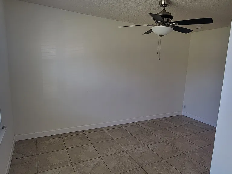 1305 Yates Dr — Photo 13