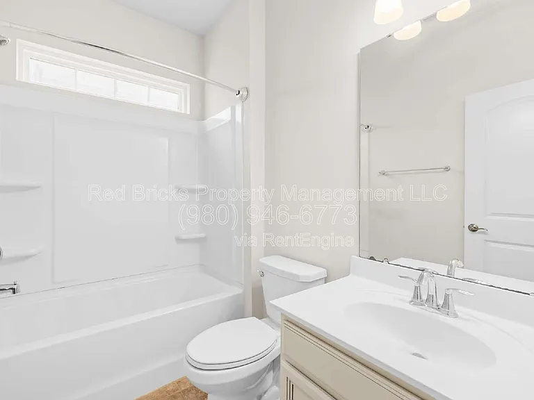 2207 Restina Dr — Photo 21