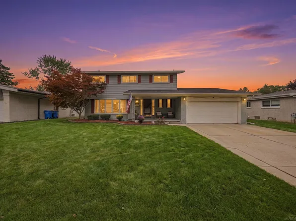 30505 Freda Dr, Warren, MI 48093