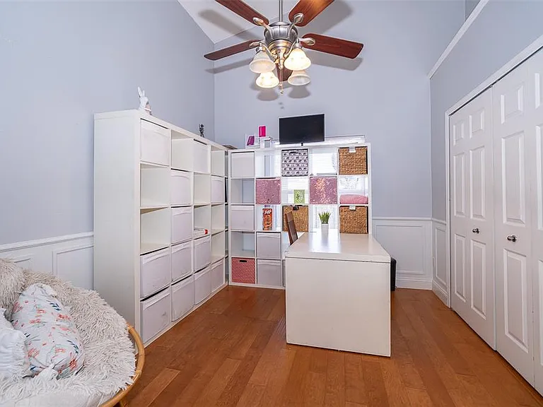 900 American Rose Pkwy — Photo 17