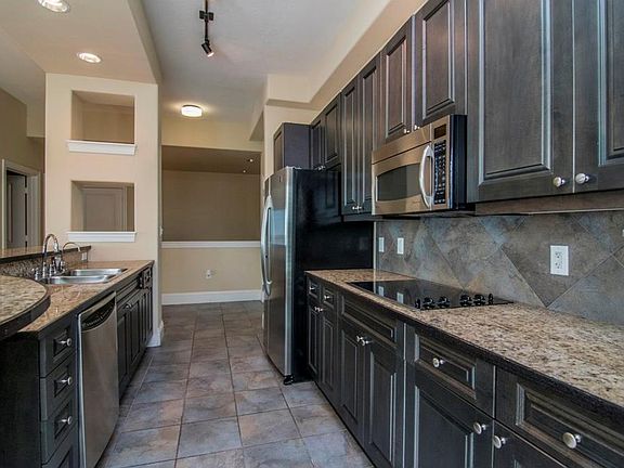 3rd image of 509 W Bay St #106/206