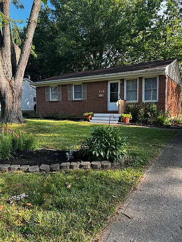 356 Cherrington Rd Photo 1