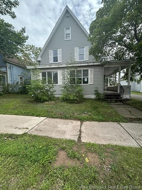 1st image of 135 Archibald St