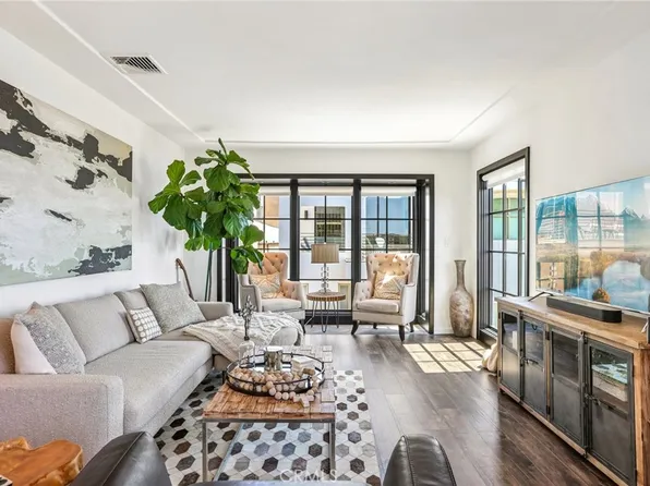 229 Marine Pl, Manhattan Beach, CA 90266