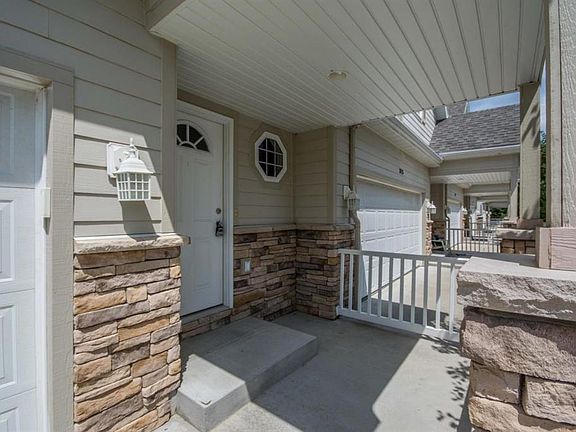 3rd image of 3073 Ledgestone Pl NE #3073