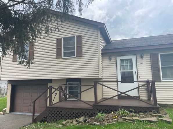 3635 Luker Rd
