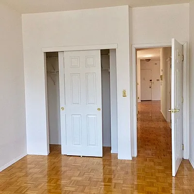 Rented by Owner | media 23