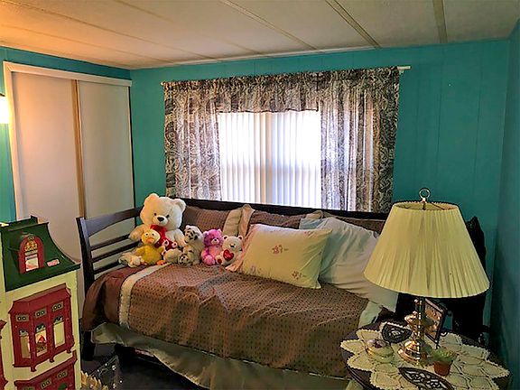 4th image of 333 Katz Way #88
