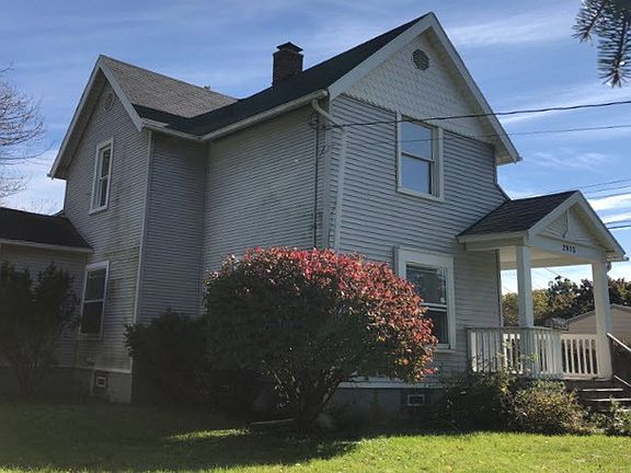 3rd image of 2815 Pleasant Grove Rd