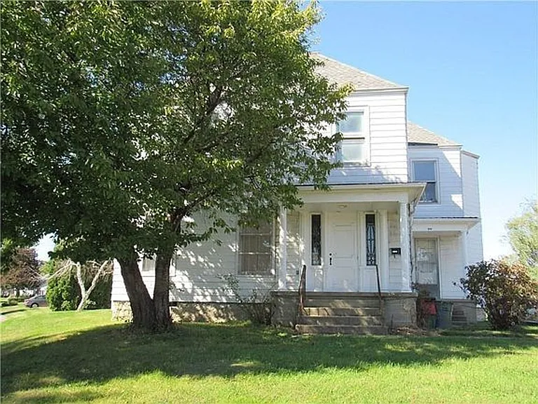 7 Westmoor Dr — Photo 4