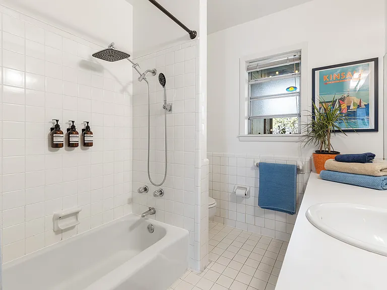 206 Park Ln #C — Photo 13