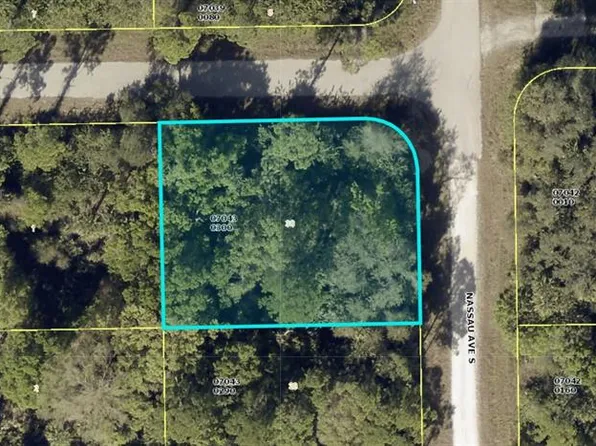 156 NASSAU AVENUE LOT 30, LEHIGH ACRES, FL 33974
