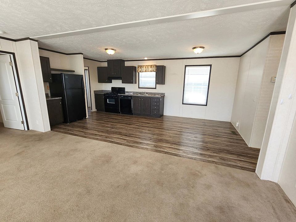 2nd image of 300 E Prosser Rd Lot 9