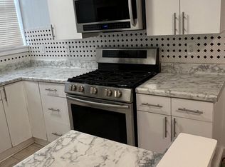 401 Beaumont Dr, Stone Mountain, GA 30087